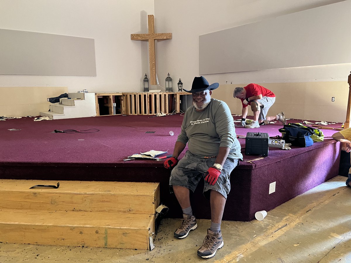 The BeMen ministry spent some time a couple weekends ago working on the new Bethel Dickson building! Thank you for serving this church plant so well!

#BeMen #BethelDickson #BethelWorldOutreachChurch