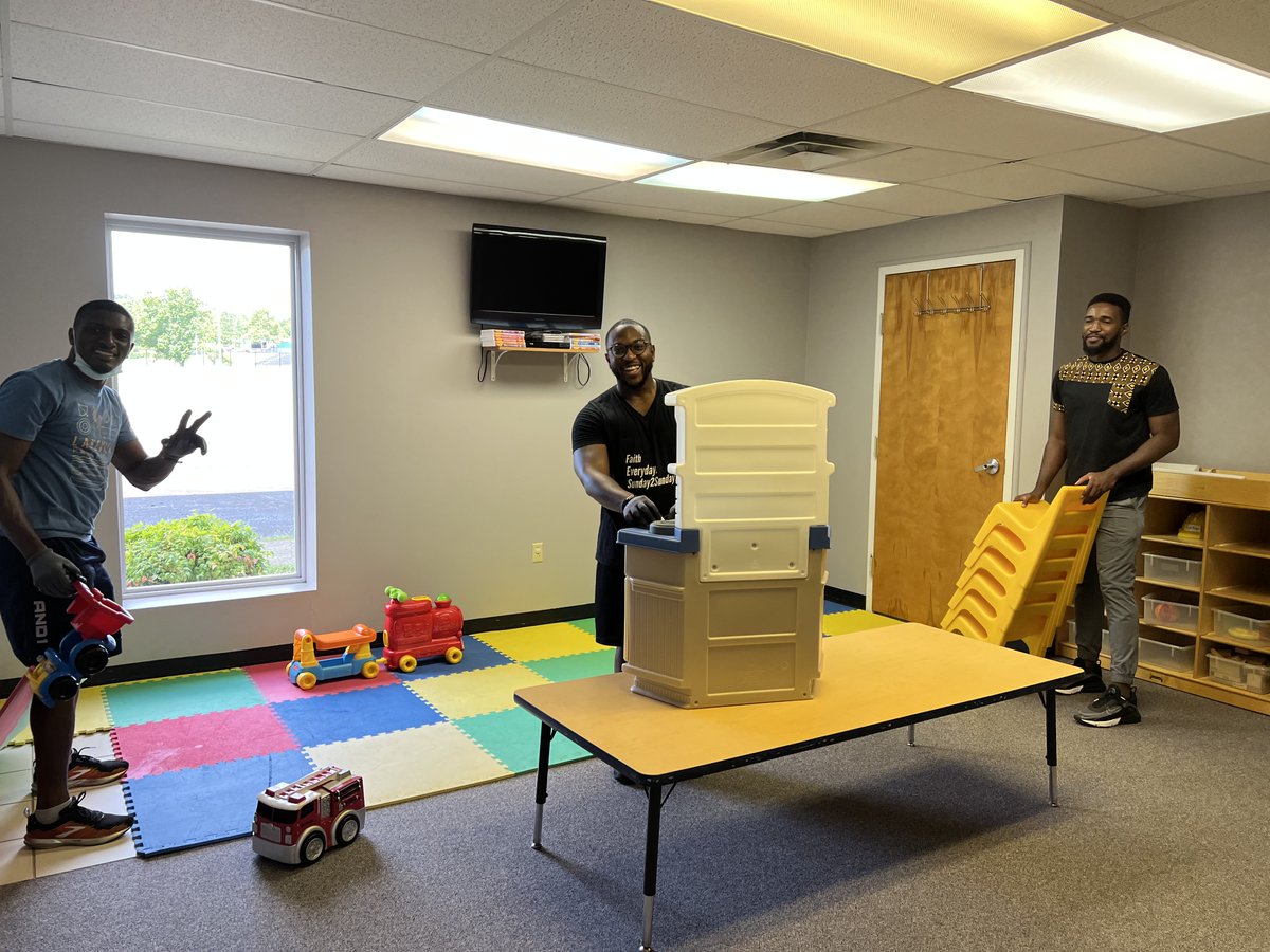 Bethel_World's tweet photo. The BeMen ministry spent some time a couple weekends ago working on the new Bethel Dickson building! Thank you for serving this church plant so well!

#BeMen #BethelDickson #BethelWorldOutreachChurch https://t.co/Y7TXf9VD0L