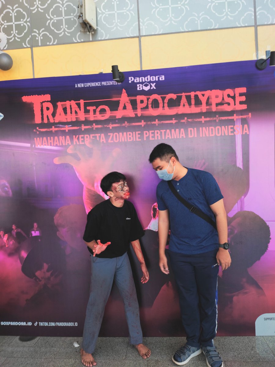makmure4's tweet photo. Akrab banget https://t.co/Vn54gzpQ2r