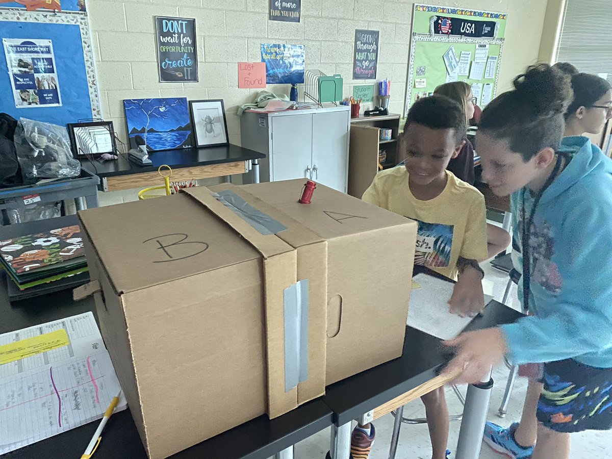 MrsEtense's tweet photo. Testing ideas about the one-way mirror phenomenon using the Box Model #6thgradescientists @OpenSciEd @MrsCEastShore @MrGenovaESMS https://t.co/1Fw79WorI9