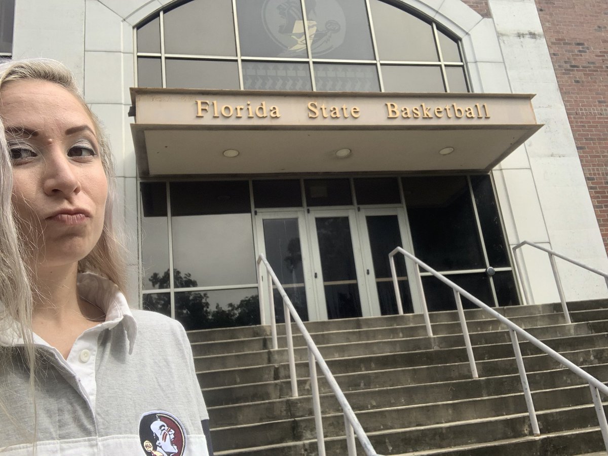 KarinaT24's tweet photo. I love FSU so far and it is a great Law Program but some things about this campus cause me physical pain… #BlueDevilForLife #DespiteTheNoleShirt https://t.co/IhsVSGcEjA