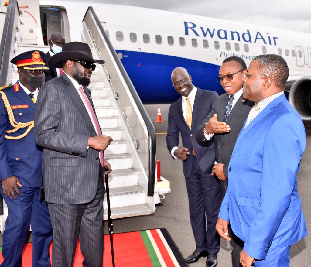 ForeignOfficeKE's tweet photo. H.E Salva Kiir Mayardit, President of South Sudan has arrived in the Country to attend the inauguration ceremony of President - Elect  H.E. Dr. William Samoei Ruto.  He was received by Amb. Matwanga and Amb. George Orina. https://t.co/ivaCTU08WM