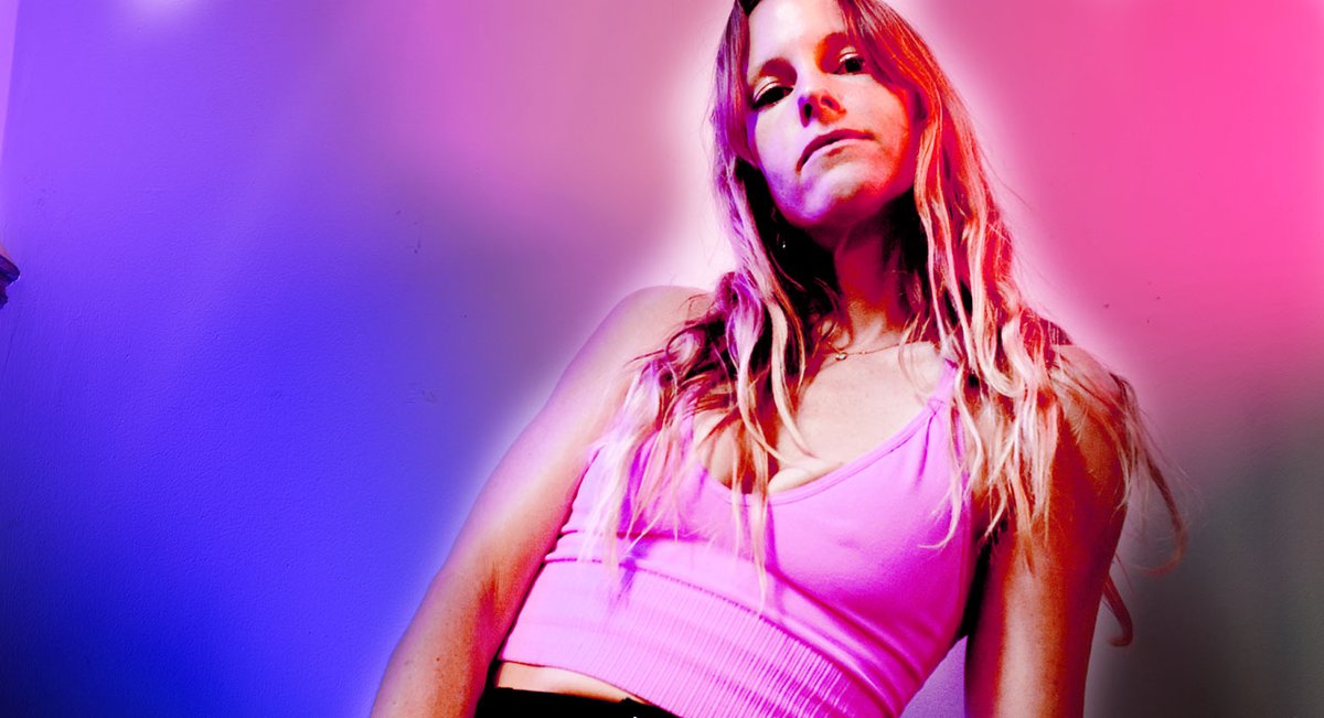 INTERVIEW: Electronic producer Kaitlyn Aurelia Smith's (<a href="/kaitlynaurelia/">KaitlynAureliaSmith</a>) relationship with sound is in constant flux. With her new LP, sonics disintegrate and rematerialize in fascinating new forms.

'Let's Turn It Into Sound' is out now via <a href="/ghostly/">Ghostly International</a>. 

popm.at/KASmith