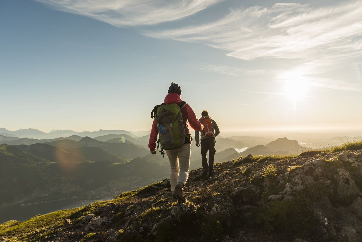 LetsEscapeCity's tweet photo. Nothing feels better than a morning hike. Doing activities in the morning can boost your mental health, immune system and your physical attributes! Interested? Try it out for yourself!

#Workout #Morning #Hike #Outdoor #outdooractivity #Fitness https://t.co/duyVACO1Bk