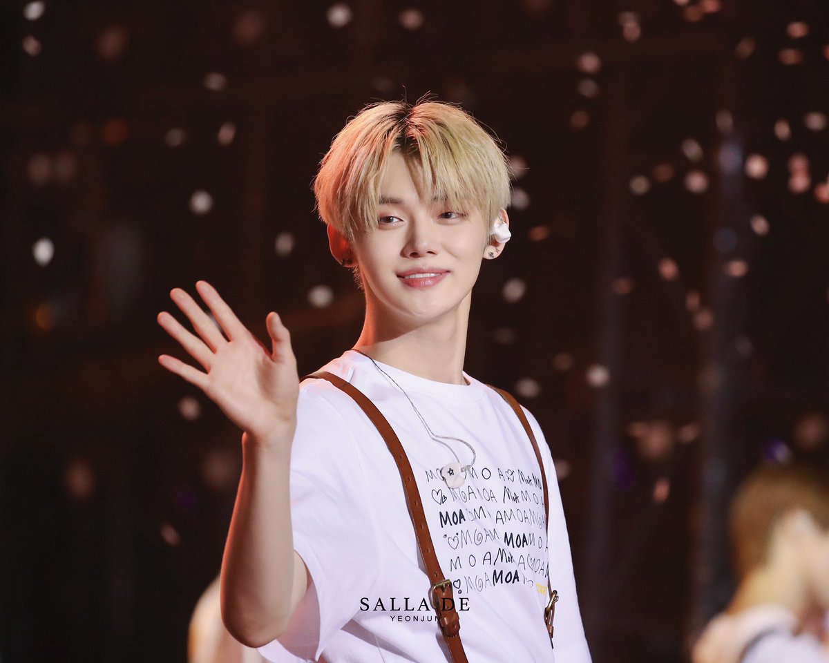 YOOONZYUN's tweet photo. #우리일기에새겨질연준이의23살
#OurFirstLoveYeonjun
#Yeonjun4thGenItBoy
#연준이의_가을_영원히_모아
#OurStarboyYeonjun
#푸른파도에_새겨질_연준이의_가을
#MOAのダイヤモンドボーイ https://t.co/jK5KmneUBM