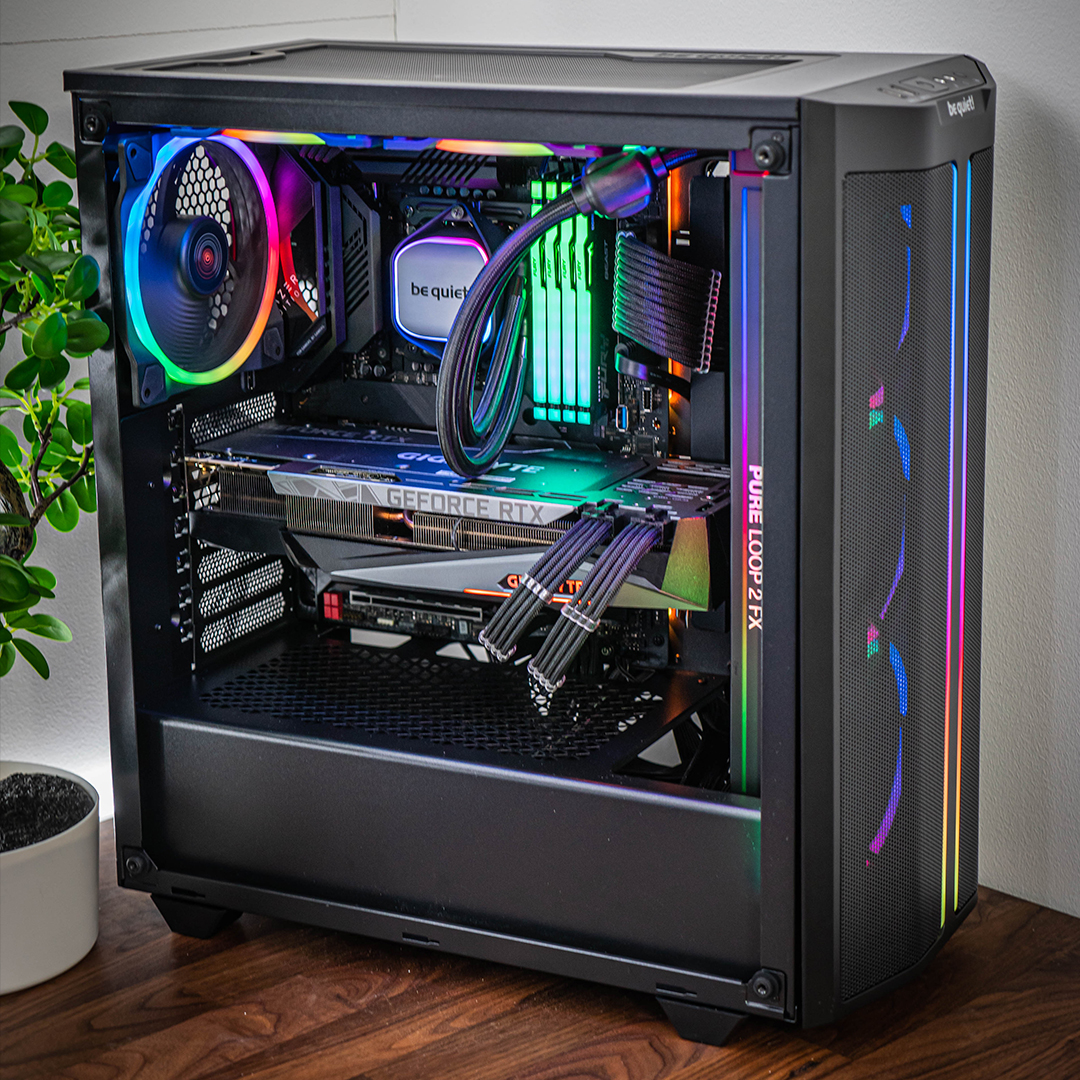 bequietFR's tweet photo. 🌈 4 nuances de RGB et bien plus encore, présentées par @TechRaptor1 !
On a évidemment une préférence pour l’orange 😏 et vous ? 🧡
#fxworld #bequiet https://t.co/dQaCWoQeDB