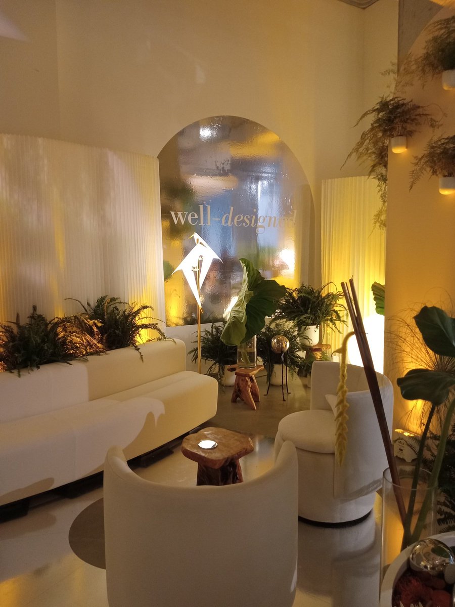KBBconnect's tweet photo. Kudos to #well_designed on the #Wellness Lounge at #futureofhome. https://t.co/a6G1wxhsOT