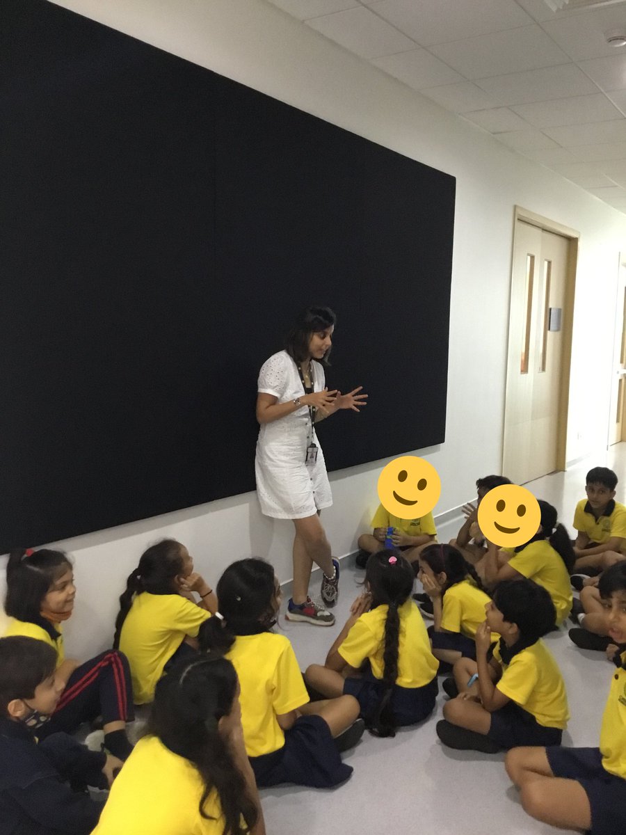 Let's hunt for transition words! Prepping up for personal narrative 📝🗒️
#scavengerhunt #minilesson 
<a href="/oismumbai/">Oberoi International School</a>