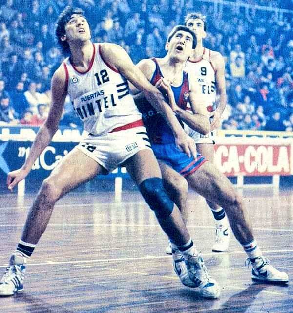 DeporteVintage's tweet photo. 35 años de la #CopaEuropa 87/88 #Andres & #Vlade https://t.co/GXnvnG0vXW