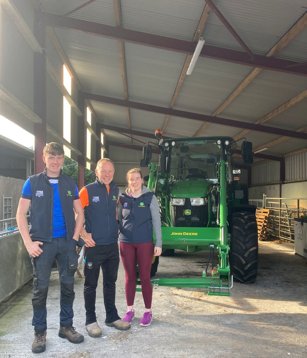 TFMLTD's tweet photo. Eoin, Bill &amp; Tara Carty from Co. Sligo taking delivery of their new John Deere 5155M tractor. Thanks for the custom and best of luck from Pearce and the whole team at TFM.

#jondeere #tractor #farmmachinery https://t.co/jQ9DX4utut