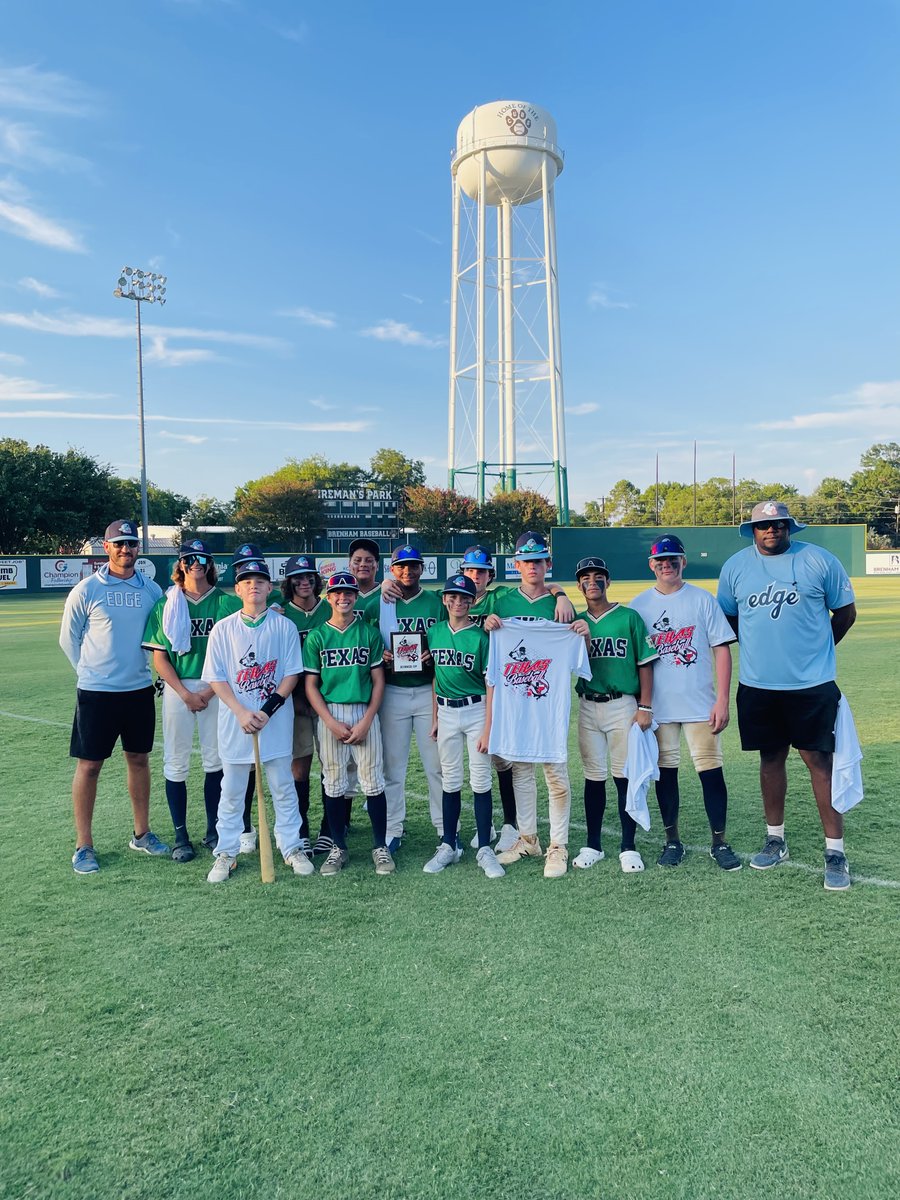 TDEdgeBaseball's tweet photo. 13 teams kicked off their Fall season this weekend. We had 3 no-hitters and 4 teams walked away with some hardware.
Congrats to 11u-Josefsen and 15u-Bailey for both going 4-1 while 12u-DeJesus and 14u-Ruderman finished the weekend strong!
#HoustonSelectBaseball #SelectBaseball https://t.co/sQ6lXbxFau