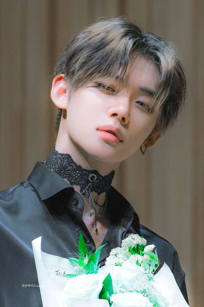 moarmy_z's tweet photo. Feliz cumple a el único todas mías que voy a amar en mi vida. A mi lugar seguro, a el amor de mi vida, a mi persona favorita, a literalmente mi todo. Feliz cumple Daniel Choi. Tu existencia me hace los días 🤍✨
#yeonjunDay  #OurStarboyYeonjun #yeonjun https://t.co/Ctd5fRYaNL