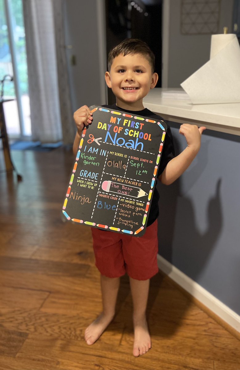 larysamarie's tweet photo. Noah is starting Kindergarten today! My baby is already 5 and off into the world😩❤️ @hawkchica https://t.co/6FOJrrvvjB