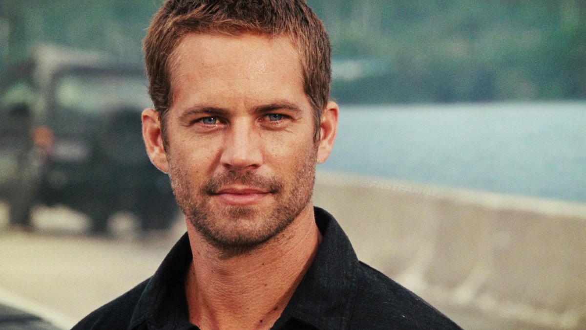 FastFamily's tweet photo. Happy Birthday, Paul. 💙 #PaulWalker https://t.co/Nt14ZgwH8c