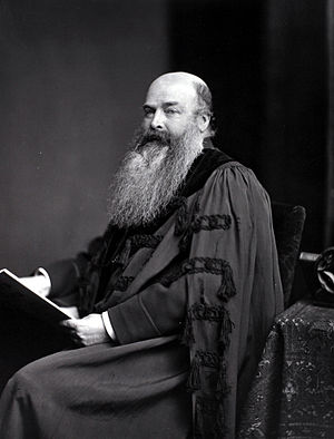 HistoryChem's tweet photo. Pyridine #chemistry
The first isolation was reported in 1849 by the Scottish chemist 🏴󠁧󠁢󠁳󠁣󠁴󠁿T. Anderson. Like previously in alchemy tradition, he isolated pyridine from heated mixtures of animal bones. 
Currently, 20,000 tons per year worldwide are produced #ChemTwitter https://t.co/39ad1Ao8Qs