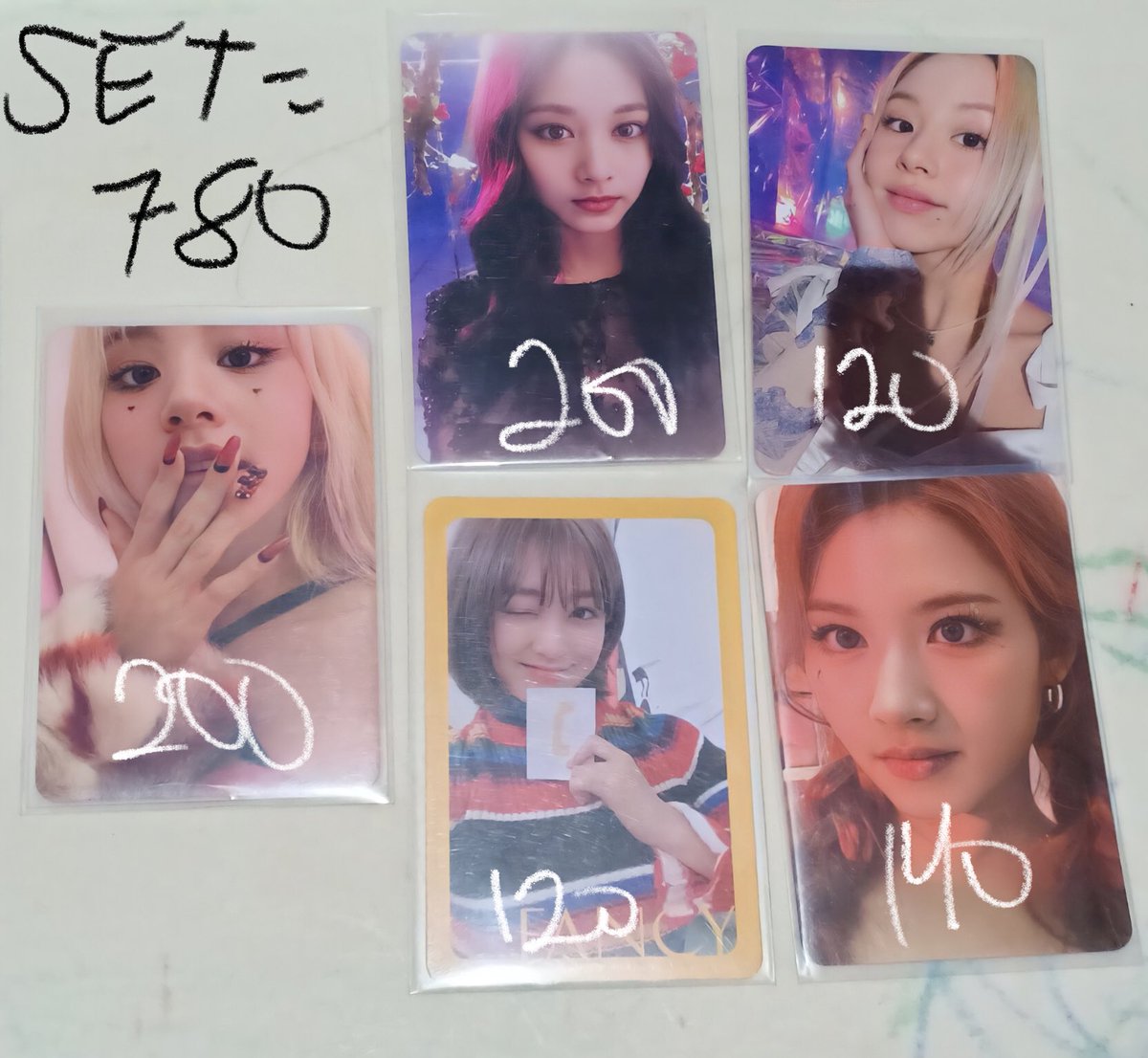 winterwantsu's tweet photo. ic / ineterest check

random twice/enhype set photocards

— payo / 1 day res
— x sensitive
— sco mod only

more on thread

# inch ic interest check twice photocards fol ewo tol mina sana chaeyoung specs sana specs momo specs momo bratz enhypen photocards sunghoon hee guitar https://t.co/reSGHFRnKo