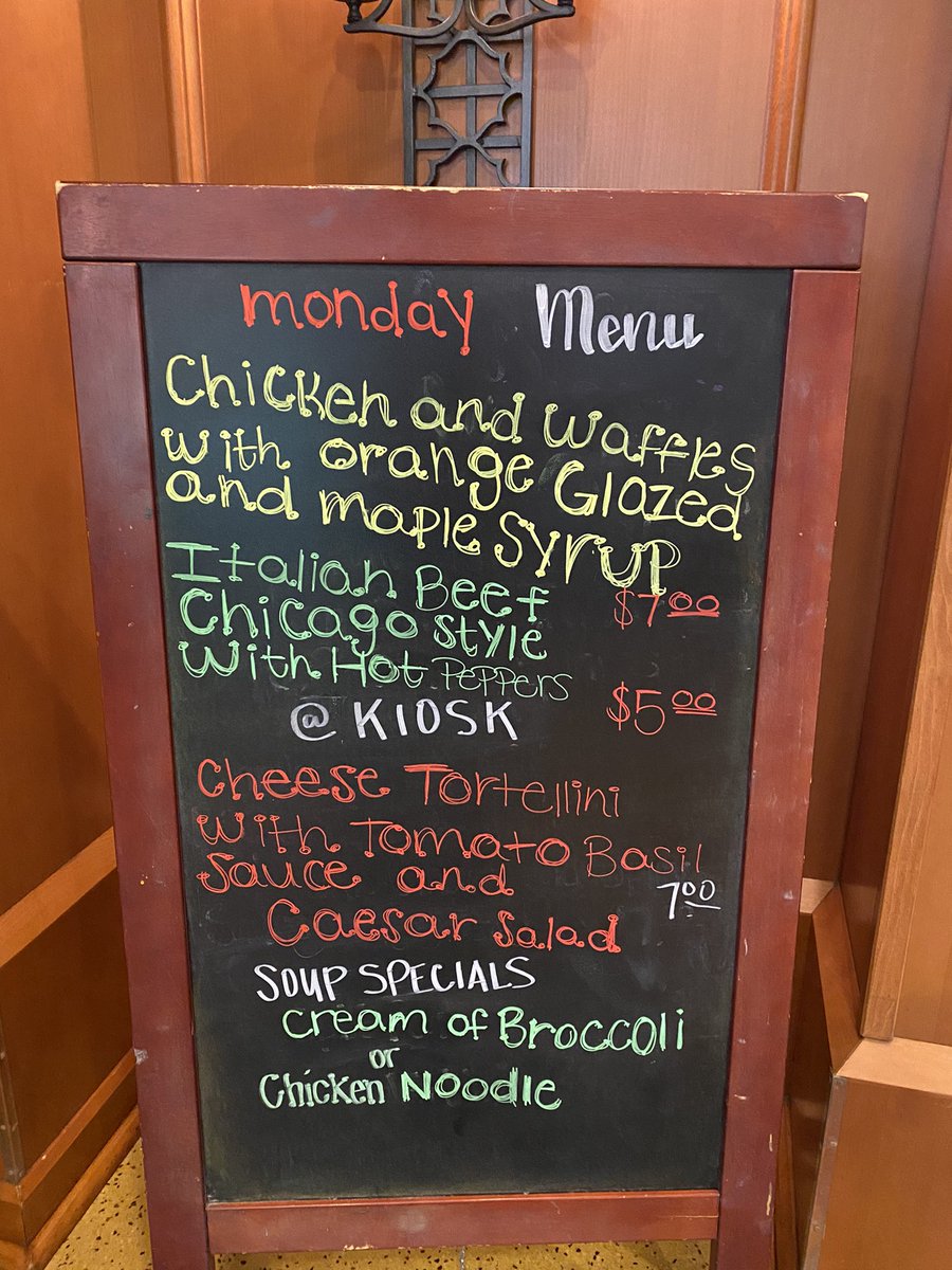 StIgnatiusQuest's tweet photo. #SpiritWeek at #StIgnatius ๐๐ฅณ๐
#MellowMonday #Menus
Weโve got spirit!โฆ.and #chickenandwaffles ๐ง๐and #ItalianBeef๐
#quest #QuestFoodIsTheBestFood #TullyHall #DamenHall #StIgnatius #Lunchtime https://t.co/Rma4A7YcKu