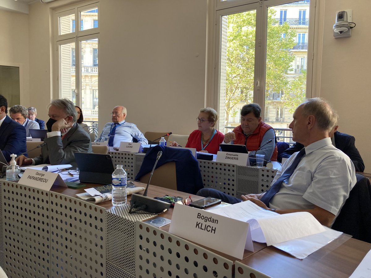 PACE_Political's tweet photo. Interesting discussion on roles of CoE and other orgs in 🇪🇺 political architecture, w/ participation of Prof Dainius Žalimas, member of @VeniceComm. @Andrikiene presented a prel draft report, &amp; emphasised potential for cooperation and synergies. https://t.co/8ETGb0uMAq