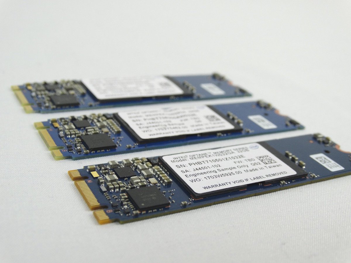 TomsHardware_Fr's tweet photo. #ssd
Les (vraies ou fausses) idées reçues les plus fréquentes à propos des SSD

https://t.co/tHrKwKH7tV

Ils sont aujourd'hui incontournables et figurent dans toutes les configurations dignes de ce nom, même d'entrée de gamme, mais les connait-on vraiment ? Nous passons ici en re https://t.co/LNcxCimIrc