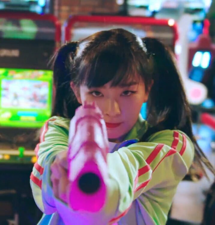 yonghuiii96's tweet photo. She Always Had The Gun 🔫🔫🔫

SEULGI 28 REASONS
#28Reasons
@RVsmtown https://t.co/9Ud8sa37zw