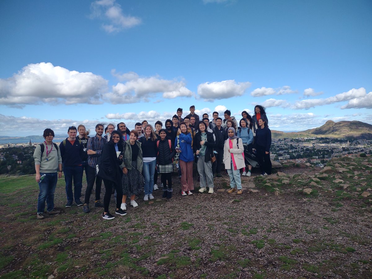 PhysAstroEd's tweet photo. Hello and welcome to the MSc students who started with us today! 👋

We wish you well for your year ahead, on either the MSc in Theoretical Physics, MSc in Mathematical Physics, or MSc in Particle and Nuclear Physics.

#windyedinburgh🌬️
#blackfordhill https://t.co/nFVNBWEHxl