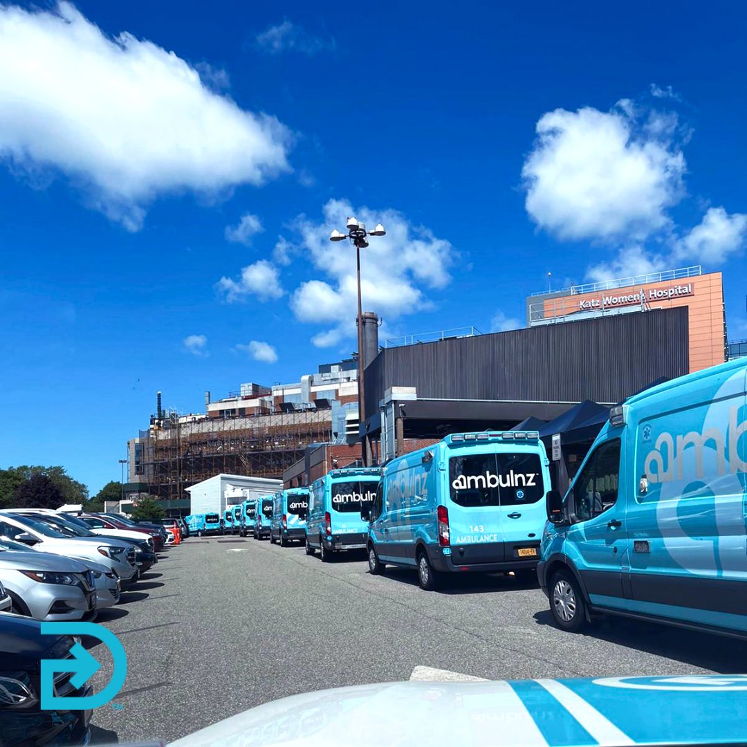 DocGoCares's tweet photo. All lined up and ready to serve the patients at North Shore University Hospital. Our experienced EMTs and paramedics pride themselves on delivering the highest quality care from point A to point B. #GoDocGo @NorthwellHealth https://t.co/x3dj8d4D0W