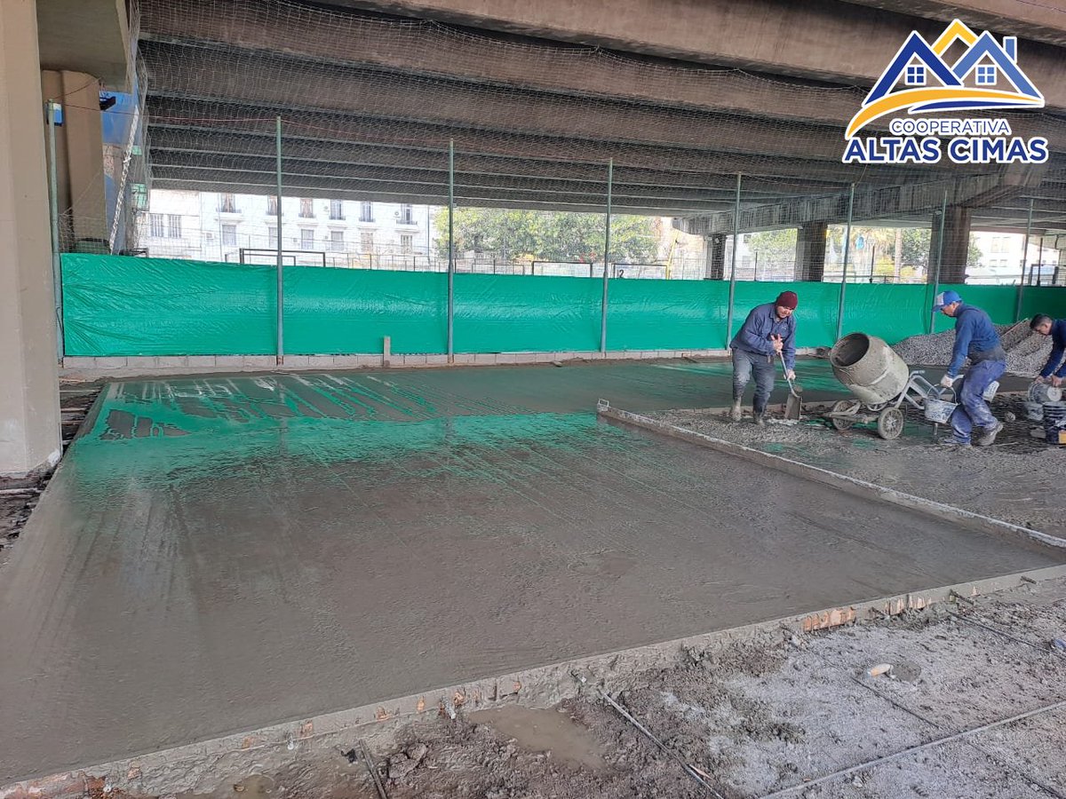 CimasAltas's tweet photo. ¡Altas Cimas crece!

🔨Tenemos platea nueva de 450m2 para nuestros containers y maquinarias.
🌱Tenemos huerta, que "Cuidadores de la tierra" sigue construyendo y alimentando cada día.

📍 Estamos en Garay y Lima, Constitución. Acercate o comunicate con nosotros: +54 9 1133639171 https://t.co/JaOR6xvVPa