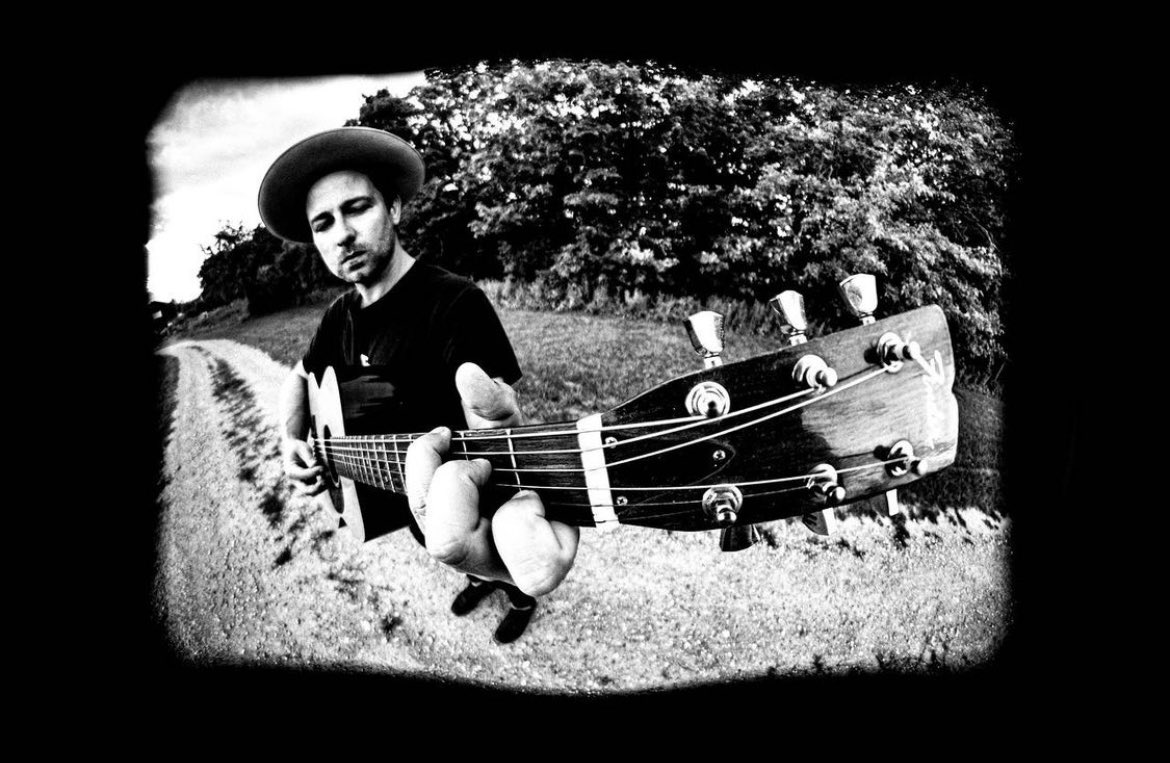 MattPaxtonMusic's tweet photo. Hey #HamOnt! Only a few tickets left for the @MillsHardware show September 27th with us (Matt Paxton &amp; the Pintos) supporting Jeremie Albino &amp; the Rosehall. Get them while ya can! 

Few tickets left: https://t.co/f9ZxRurSbb https://t.co/fqjVDBmqqA