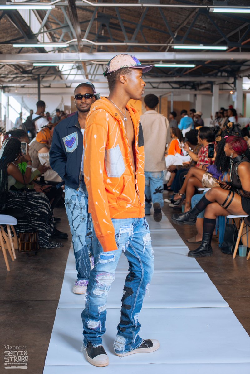 WE ARE OPEN FOR COLLABORATIONS &amp; BUSINESS PARTNERSHIPS.

THANKS TO:
<a href="/CaliGrph/">caligraph.co</a>
<a href="/travolta2394/">Your Favourite Photographer📸</a>
<a href="/baobabmediaco/">artoflerodni</a>
<a href="/juliet_samkange/">Julie Samkange</a>
<a href="/MintCondition4U/">mintconditionapp</a>
<a href="/smartzhet/">SMART ZHET Sneaker Laundry</a>
@the_rozebowl.collection 
AND ALL BRANDS &amp; COLLECTIVES WITHIN OUR CREATIVE COMMUNITY🇿🇼

📷 <a href="/vigorousyouth/">Vigorous Youth</a>