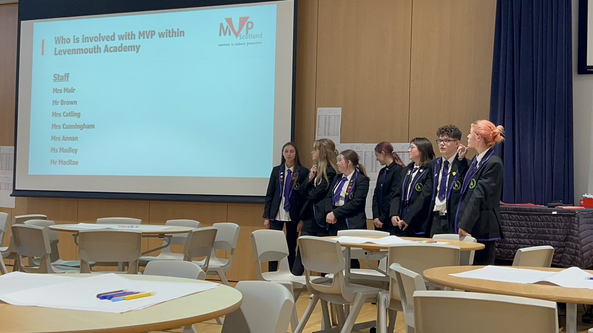 Amazing MVP Scotland young people presenting to around our 120 teaching staff this afternoon. Outstanding confidence, sector leading #pupilleadership with our young people training our staff #ExcellentLearningExperiences