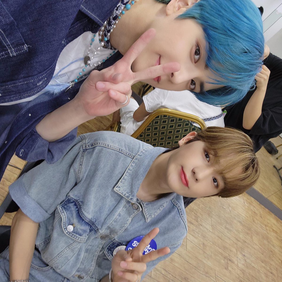 tbzzzam's tweet photo. 더보이즈 인스타 #현재 

영훈이가 올려준 생축 사진 https://t.co/961aQp2sl3