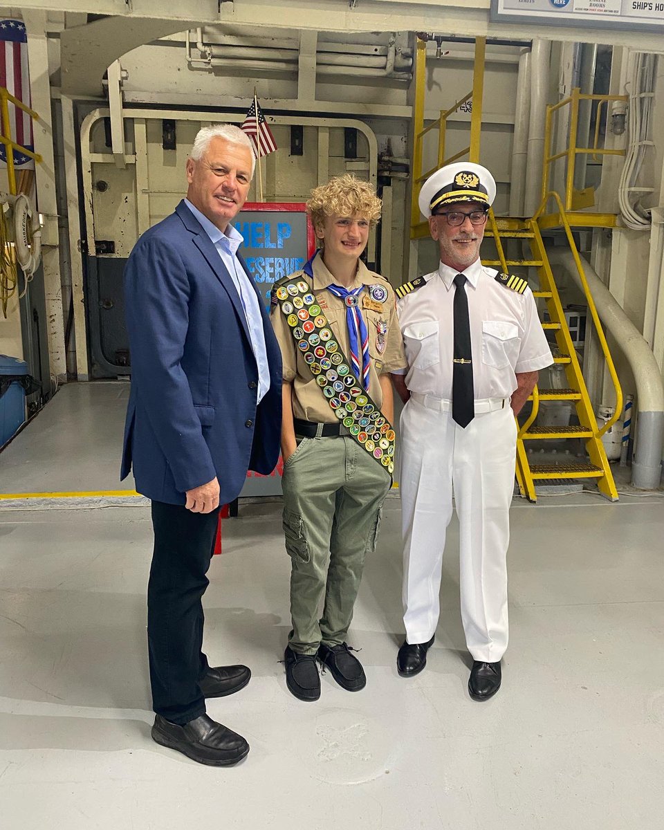 SenJonBumstead's tweet photo. Yesterday I had the honor to attend and speak at the LST Scout Salute event for 9/11. 

Pictured with me is Eagle Scout Ben Hayes. Ben is the youngest Eagle Scout in Michigan and it was truly great to meet and chat with him about all of his accomplishments and his future goals. https://t.co/7sf6kkUhJW