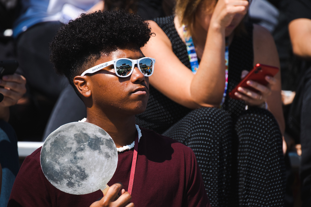 RDesRoches's tweet photo. With seven words – “We choose to go to the moon” – President John F. Kennedy changed the course of human history and cemented Rice University’s place in the lore of America’s space program. All of that and more were celebrated today. https://t.co/BZyaAXPCKm https://t.co/6XfaNHqHlb