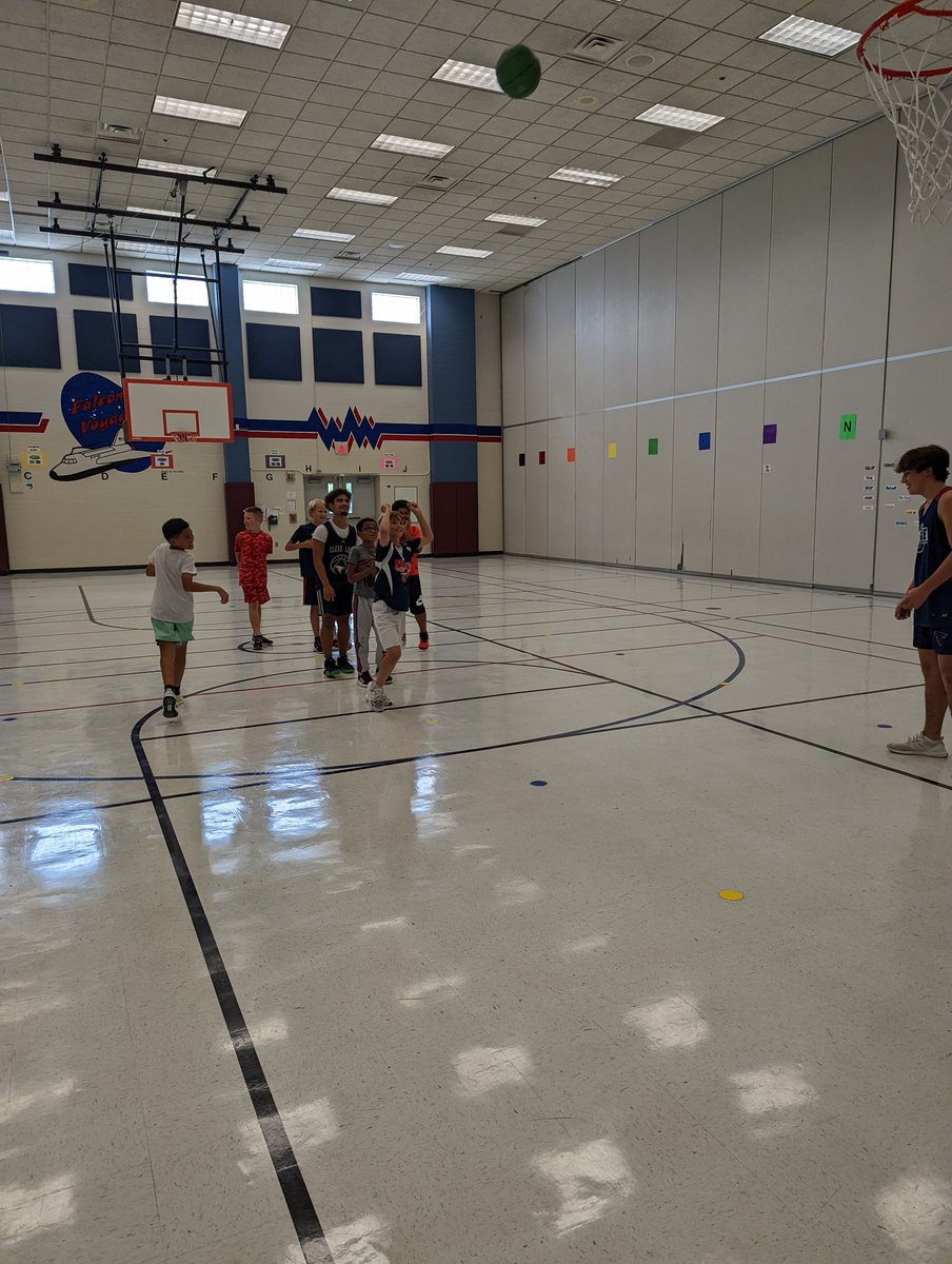 LBrockCounselor's tweet photo. Character Court is back @FalconPassElem ! We're focusing on Respect and Citizenship on and off the court this week with @Clear_LakeHS boys basketball. https://t.co/gBtNamawqB