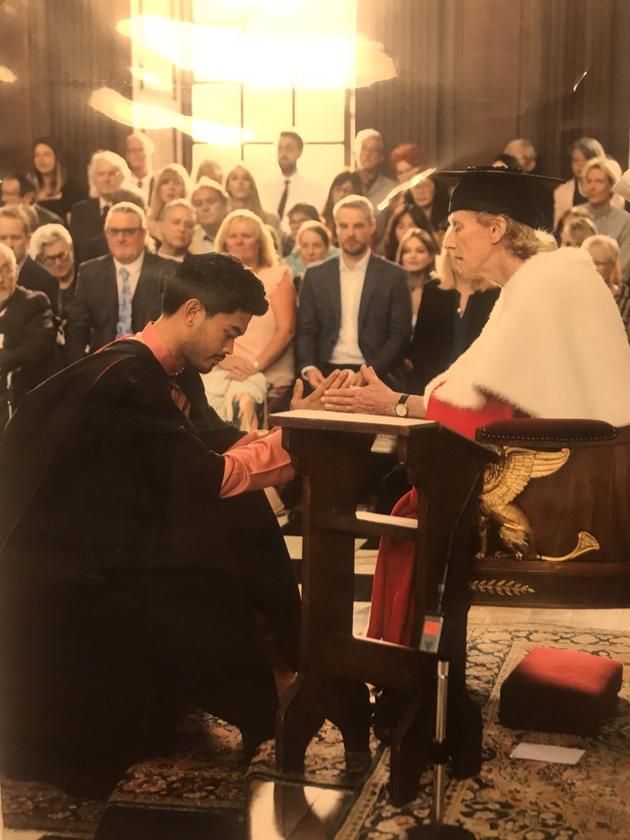henrygoldick's tweet photo. I FREAKING GOT MY PHD FROM THE UNIVERSITY OF FREAKING CAMBRIDGE 😭 https://t.co/9vt7mTnJ4A