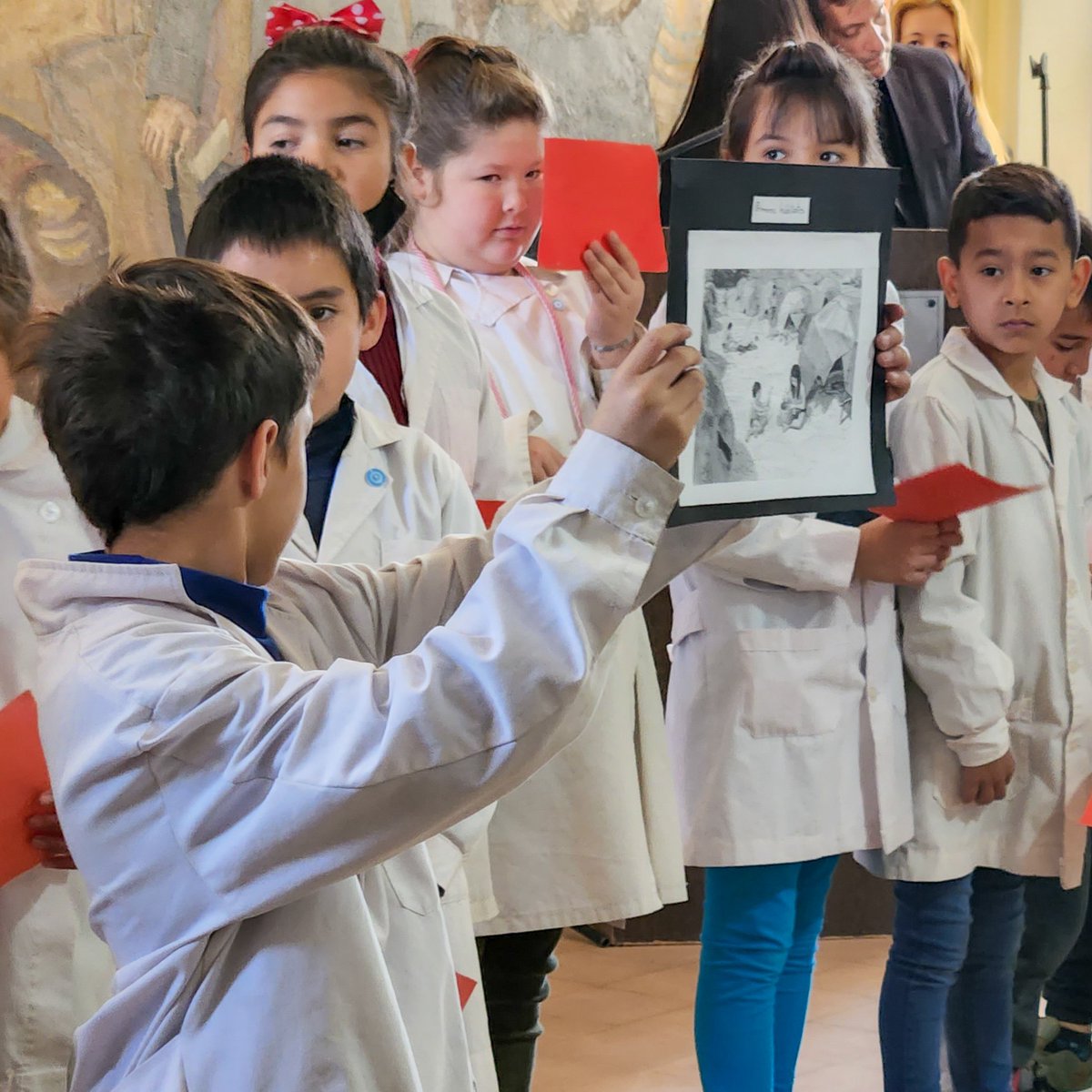 chechobasile's tweet photo. Santo Tomé festejó el 150° aniversario de su fundación jurídica❗y ahí estuvimos para festejar con @DanielaQuesta en la Escuela Simón de Iriondo donde les entregamos la Declaración de Interés de la @CamaraDipSF https://t.co/wMFTrJrJkF