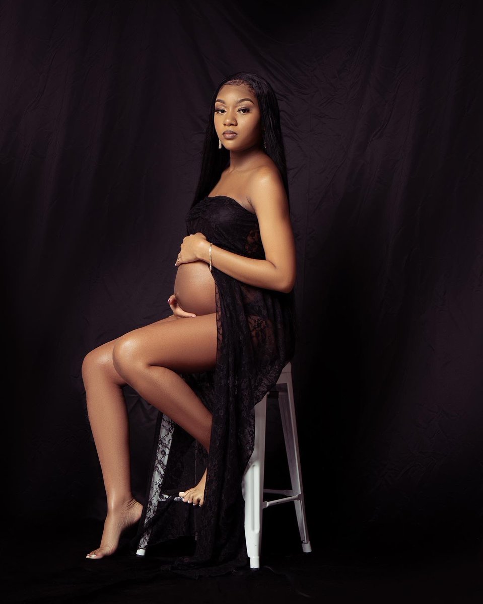 ERICAARMANI's tweet image. awaiting my babygirl🌾🤍..
#7weeksleft