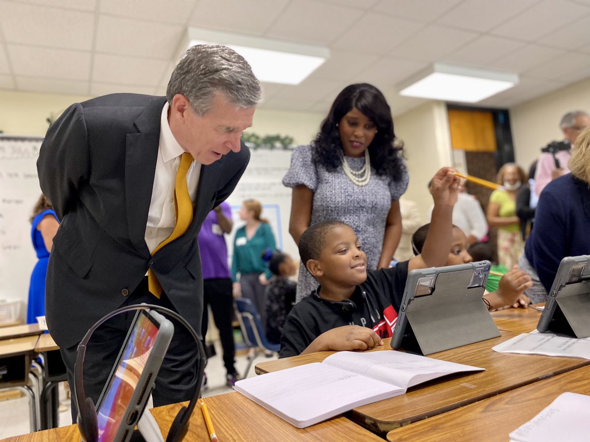 Today, @usedgov Deputy Secretary Cindy Marten, @NC_Governor and @CLTMayor visited classrooms at @AllenbrookElem to see progress made following COVID-19. All shared excitement about being back in the classroom and we were honored to host them. #WeAreCMS