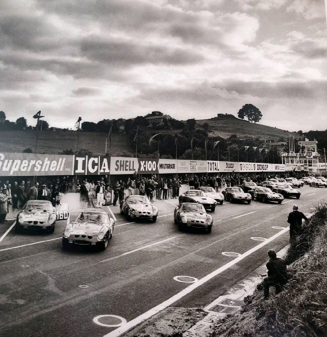 Retromania4ever's tweet photo. 1962 11th Tour de France
@Retromania4ever #classiccars https://t.co/L8mAmbftpM