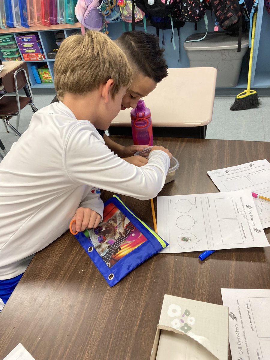 The SOBOL Stars are being scientists again-this time exploring soil! #vcsscientists <a href="/TimbercrestElem/">Timbercrest Elementary School</a>