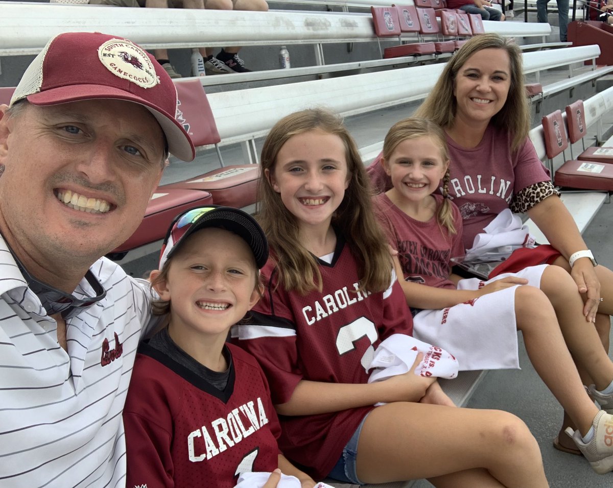 Palmettoagent5's tweet photo. Today is Julie’s 38th birthday. I could write and write and write some more about how blessed I am that God chose Julie for me. She holds this family together!
#VeryBlessedHusband https://t.co/OnlU0FeSD7