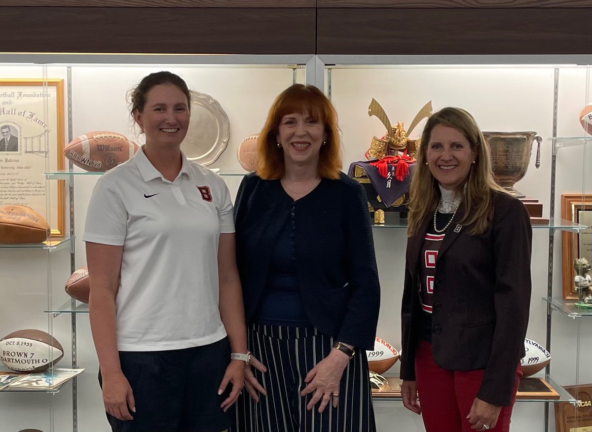 coach_marini's tweet photo. Thanks to President @GardmarM for coming all the way from @MonashUni (my alma mater) to visit us here at @BrownU_Football 🏈 Was awesome to share experiences in sports from 🇦🇺➡️🇺🇸 and hope we’ll get a chance to collaborate in the future! https://t.co/JzRFrH9jlN