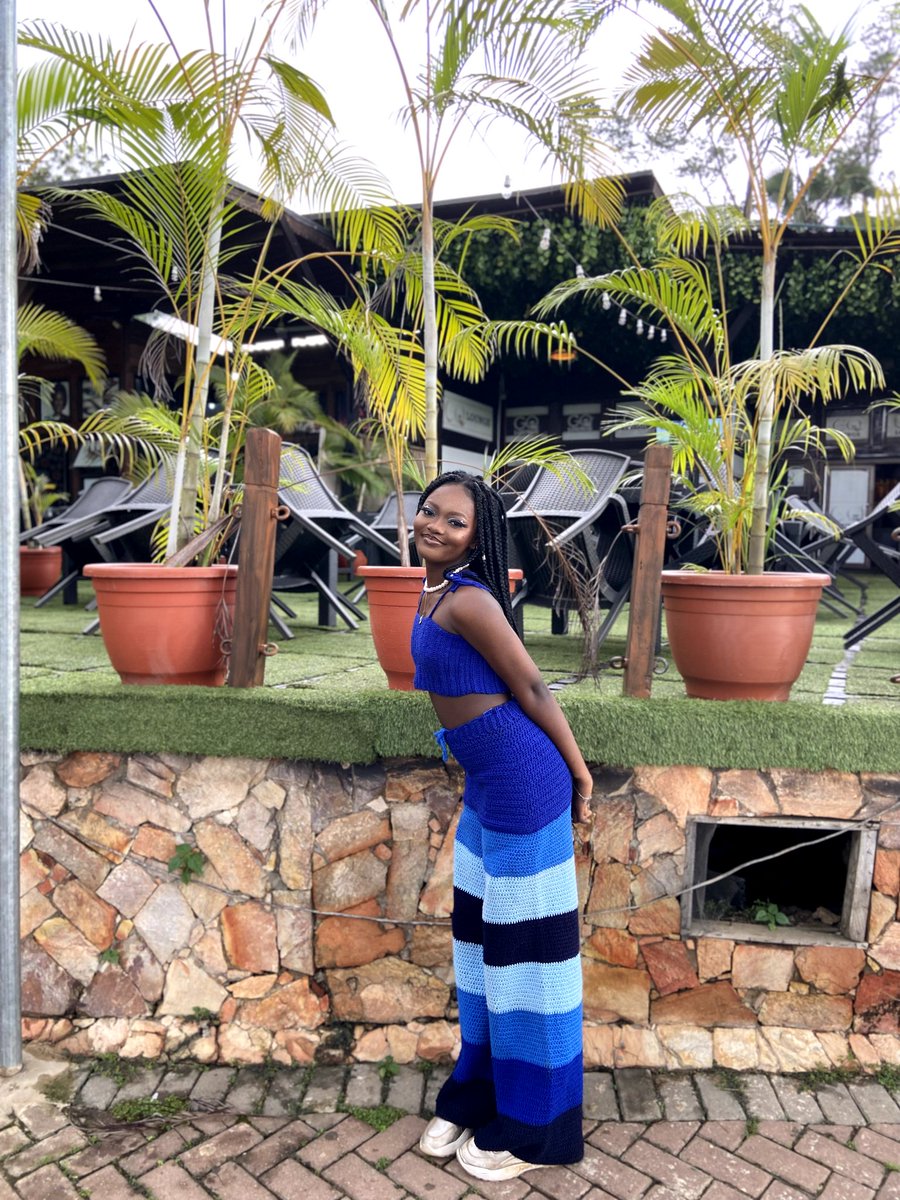 promdorc's tweet image. My first full crochet outfit 🥺