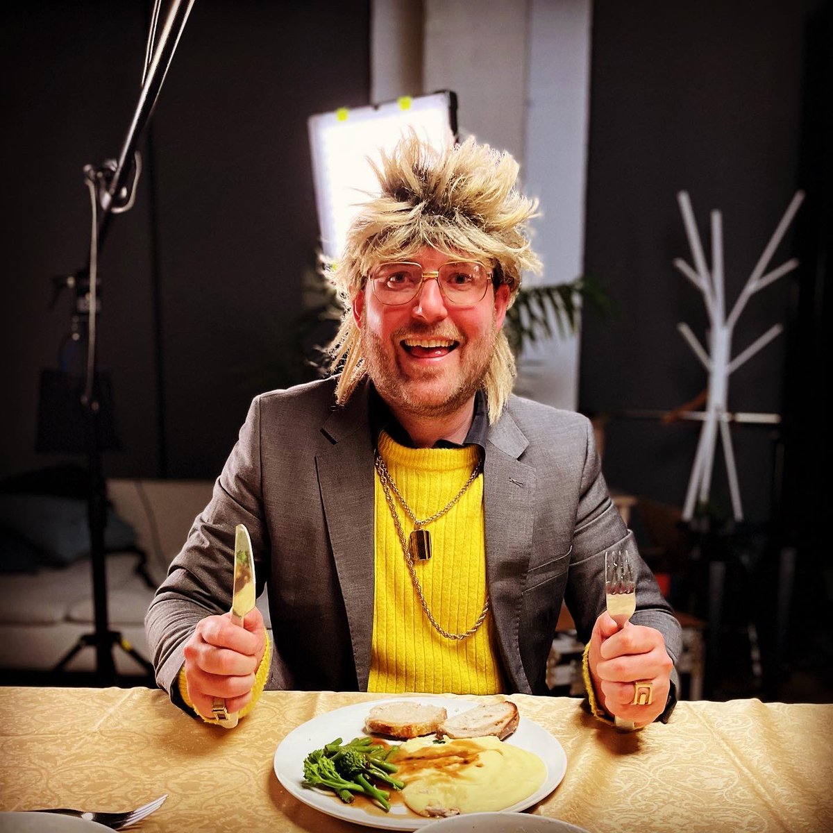 Peter is back! Can’t wait to share the teaser for our new short film #returntosplendour starring <a href="/traceycollinsss/">Tracey Collins</a> shot by <a href="/JackAttwood/">Jack Attwood</a> coming soon #short  #comedy #film