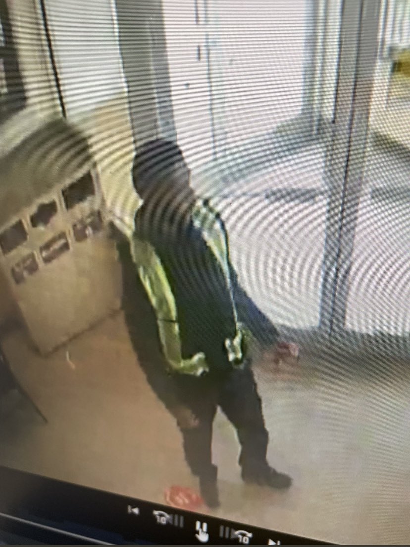 Armed and Dangerous. Do not approach. Call 911 immediately. Suspect picture. 
The shooting occurred this afternoon.
Anyone with information contact <a href="/PeelCrimeStopp/">Peel Crime Stoppers</a> <a href="/PeelPolice/">Peel Regional Police</a> #Emergency #EmergencyAlert