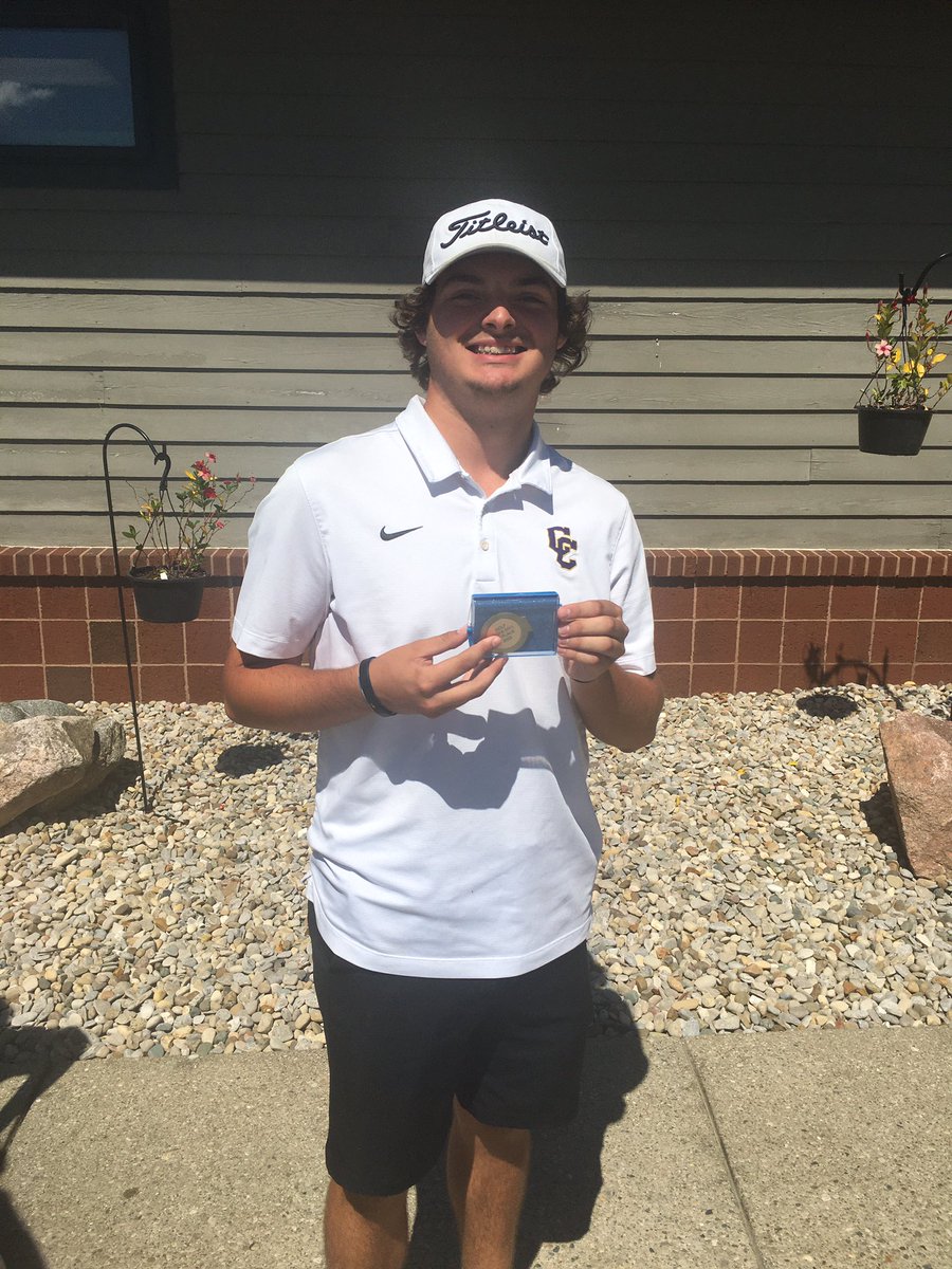 Camels place 3rd in the NKAC tournament today for Div. 1, with EJ Farmer leading with a 77, followed by Talen Beane with an 80! EJ places 2nd overall for division 1 teams! @CamelPride @CCSchoo1s