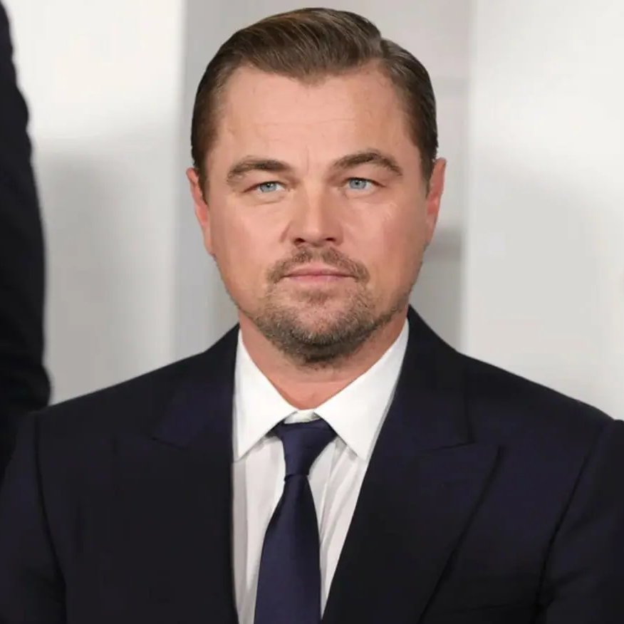 HISTÓRICO! Leonardo DiCaprio está se relacionando com Gigi Hadid, de 27 anos e ex de Zayn Malik, quebrando assim a regra dos 25 anos.