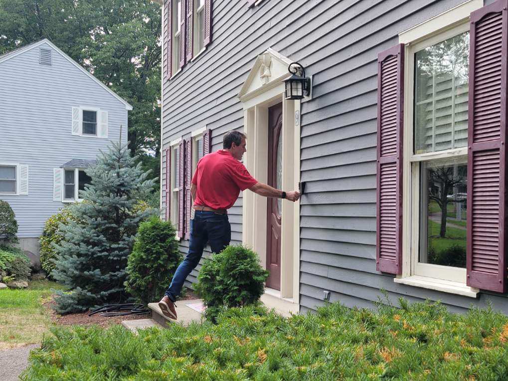 Kevin Smith for US Senate (@teamsmithfornh) on Twitter photo I just finished knocking doors in Nashua, and knocked earlier today with <a href="/VoteMcGough/">State Senator Tim McGough</a> in Merrimack!
We’re winning this one doorstep conversation at a time!
#NHPolitics #NHSen I just finished knocking doors in Nashua, and knocked earlier today with <a href="/VoteMcGough/">State Senator Tim McGough</a> in Merrimack!
We’re winning this one doorstep conversation at a time!
#NHPolitics #NHSen