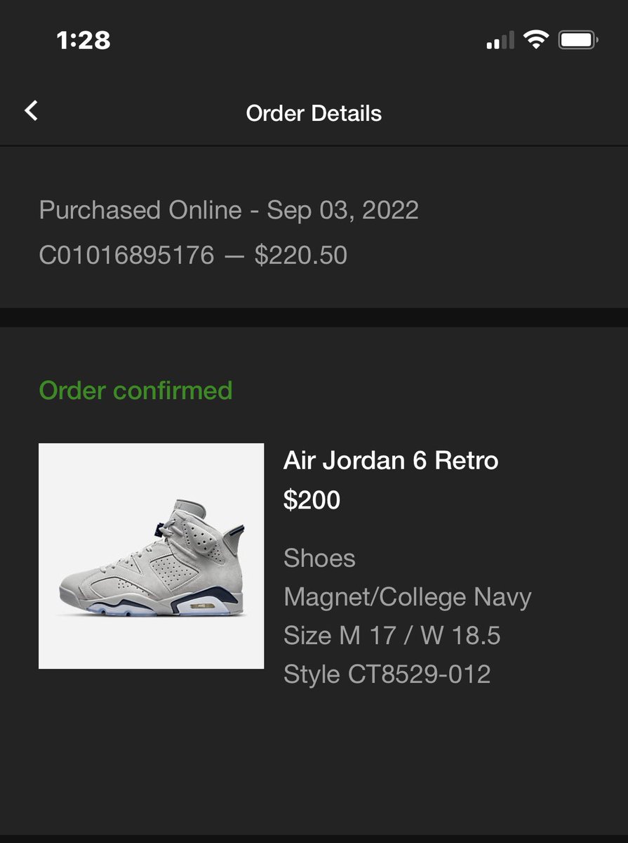bburgerboyz's tweet photo. So is @Nike going to tell me why my sneakers haven’t shipped or nah? https://t.co/mZyybKcAhW