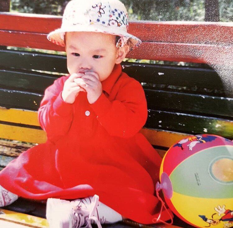 oncemimosa's tweet photo. growing up with im nayeon https://t.co/2w5hH3ivEB